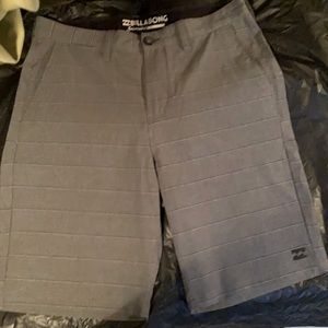 Billabong cross fire submersible shorts brand new. Grey black white. Size 32